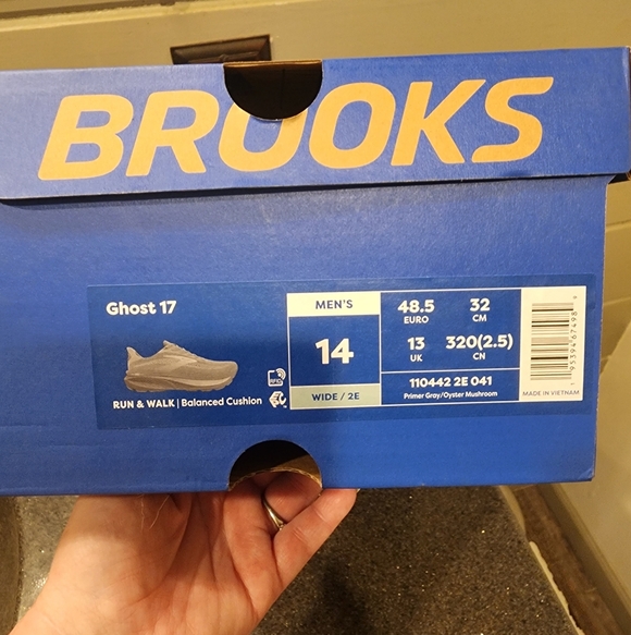 Mens Brooks Ghost 17 Shoes, New In Box Sz 14 - Picture 9 of 10